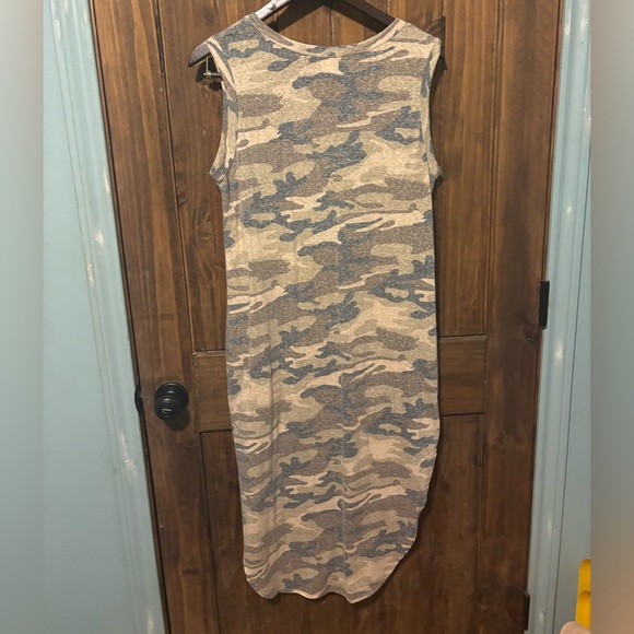 Camo Sleeveless Dress - Picture 2 of 2
